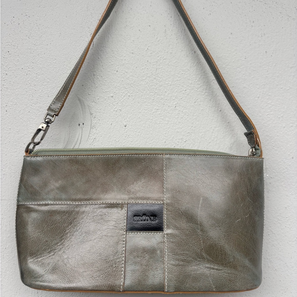 Women’s Leather Prune Shoulder Bag in Olive Green